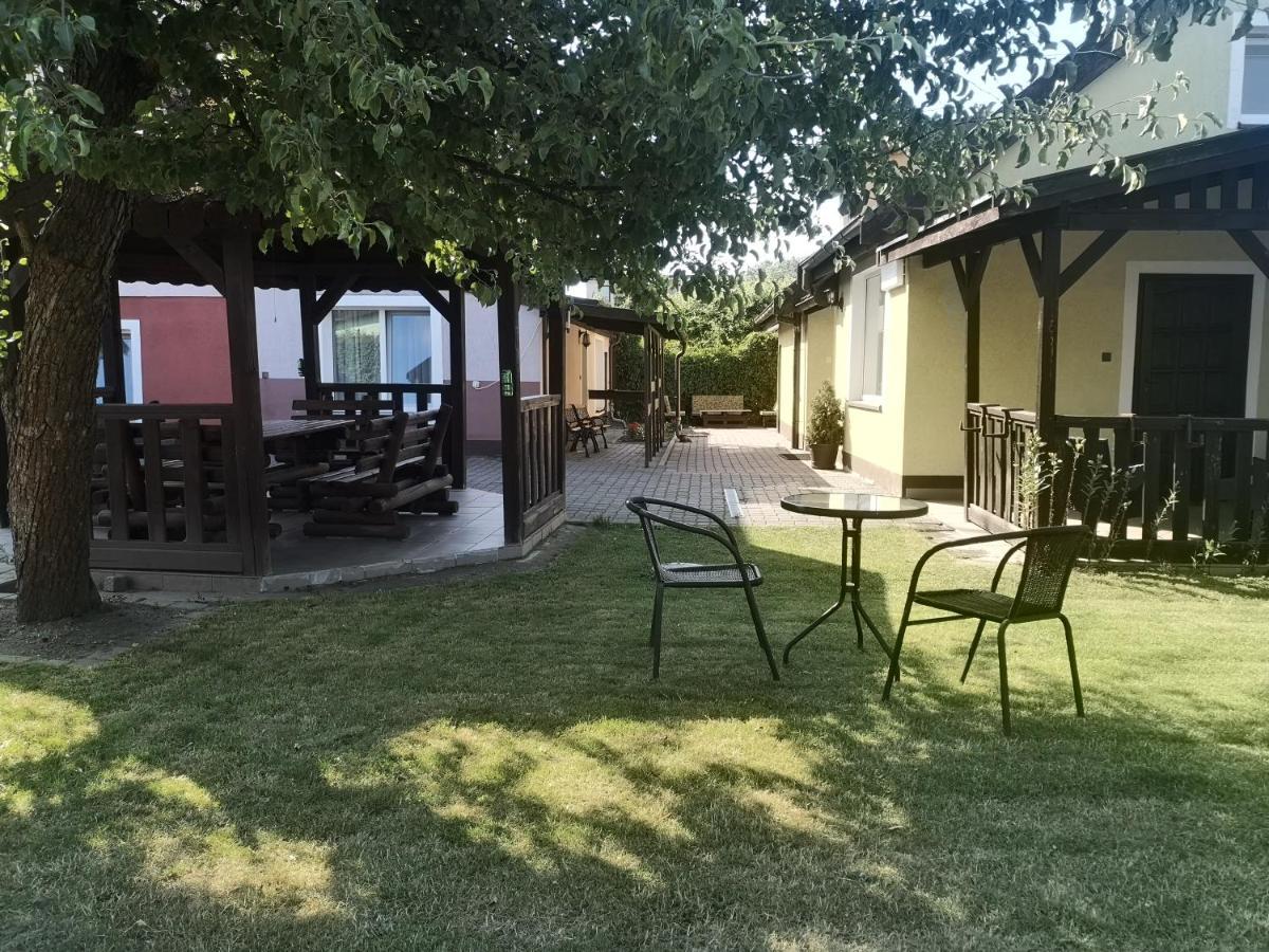 Pokoje Goscinne Ewa Nowicka Frombork Exteriör bild