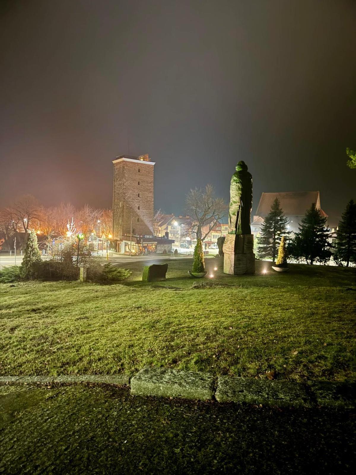 Pokoje Goscinne Ewa Nowicka Frombork Exteriör bild
